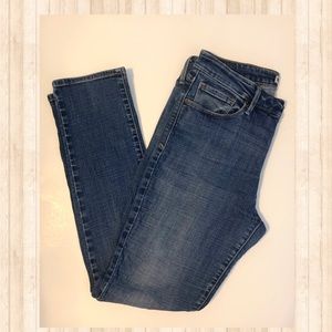 Levi’s Mid Rise Skinny Jeans